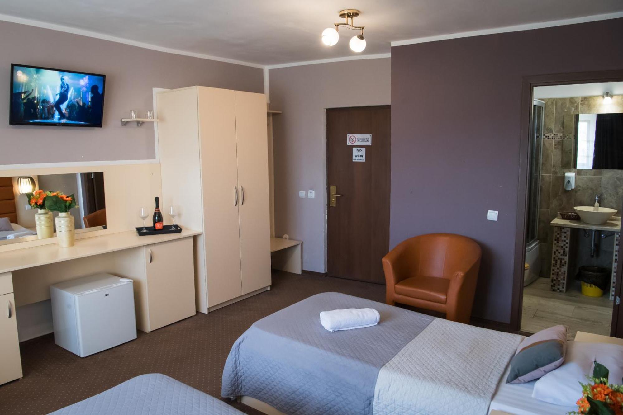 Mbi Travel Inn Craiova Exteriér fotografie