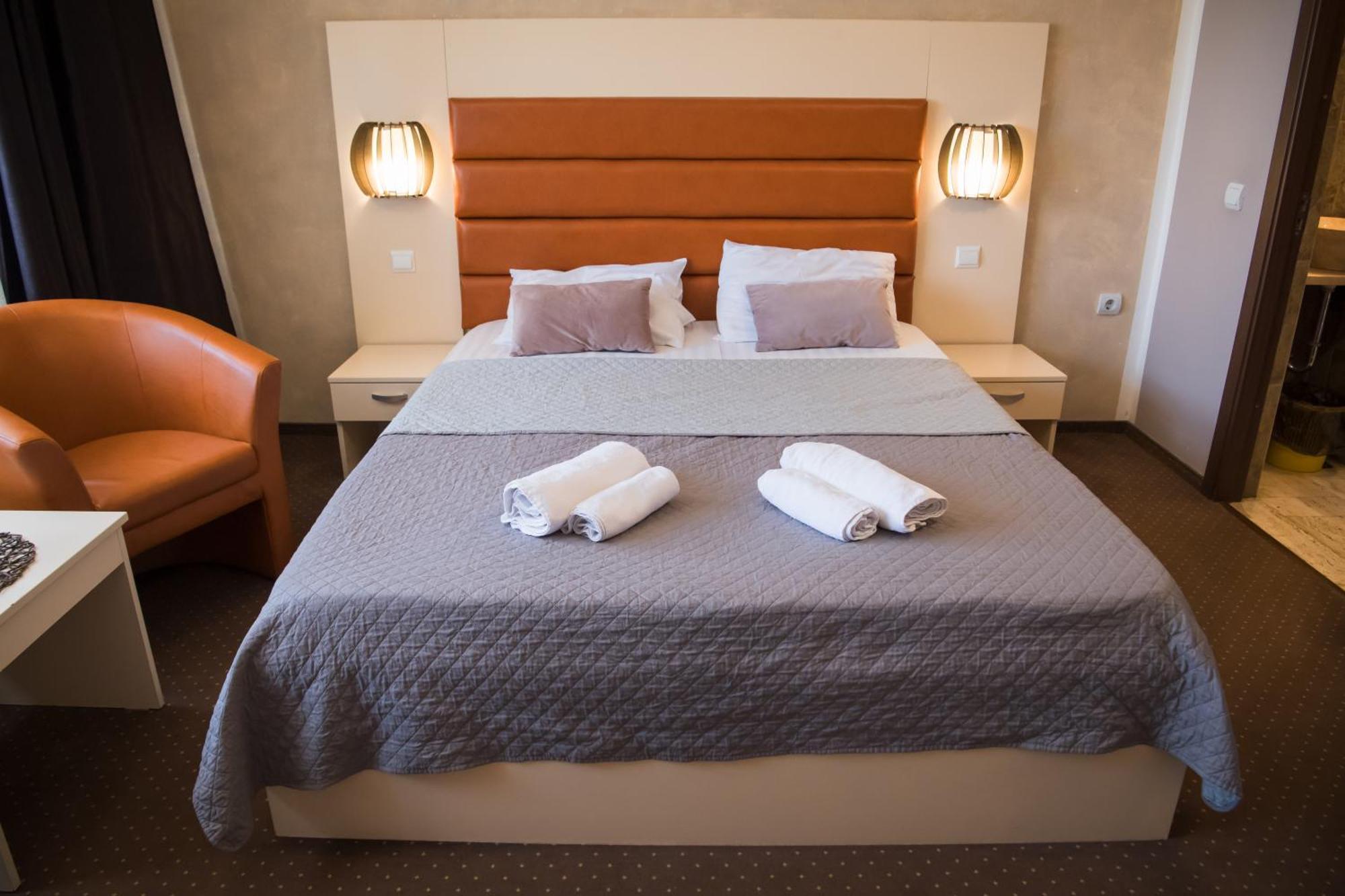 Mbi Travel Inn Craiova Exteriér fotografie