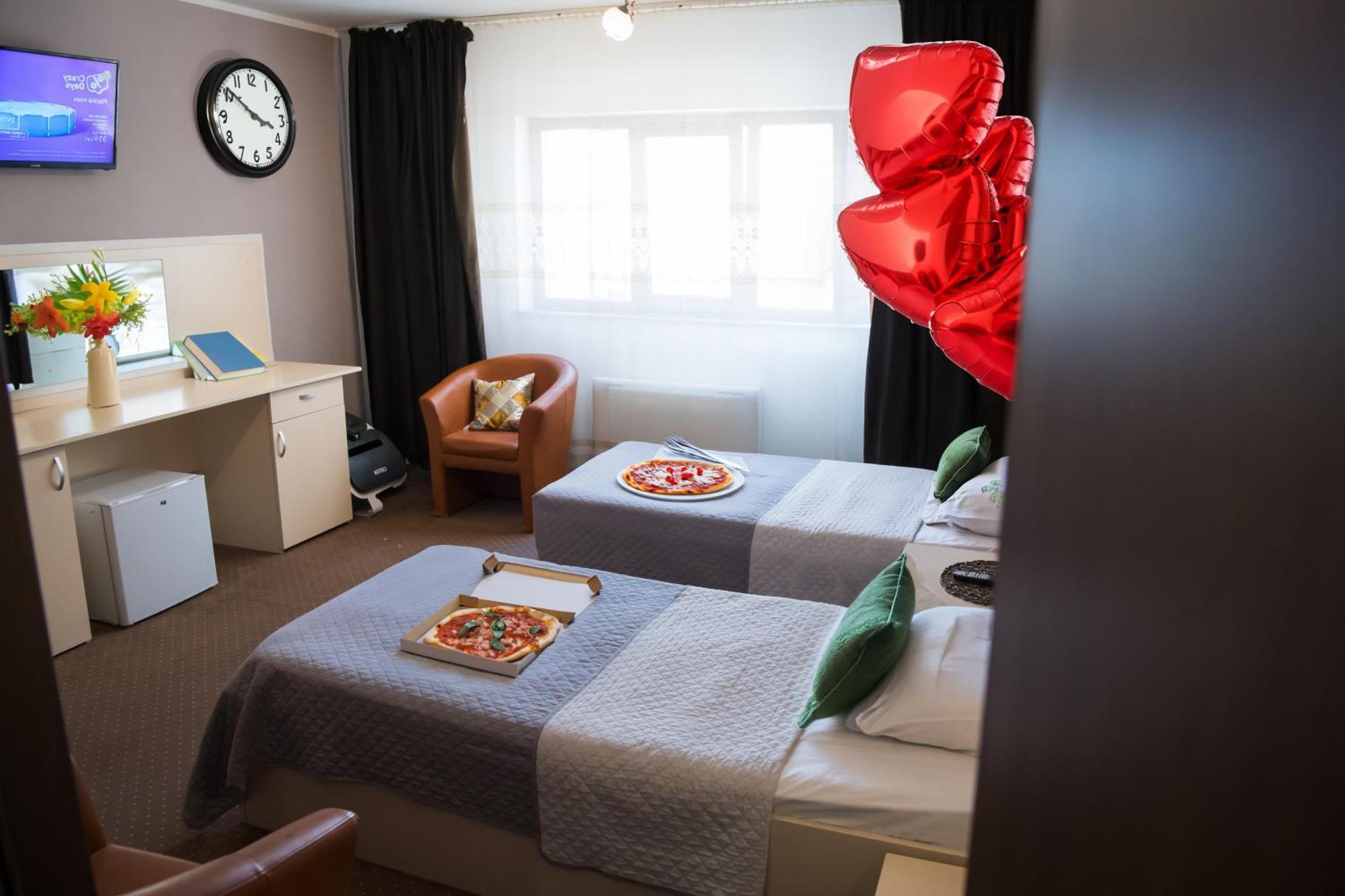Mbi Travel Inn Craiova Exteriér fotografie